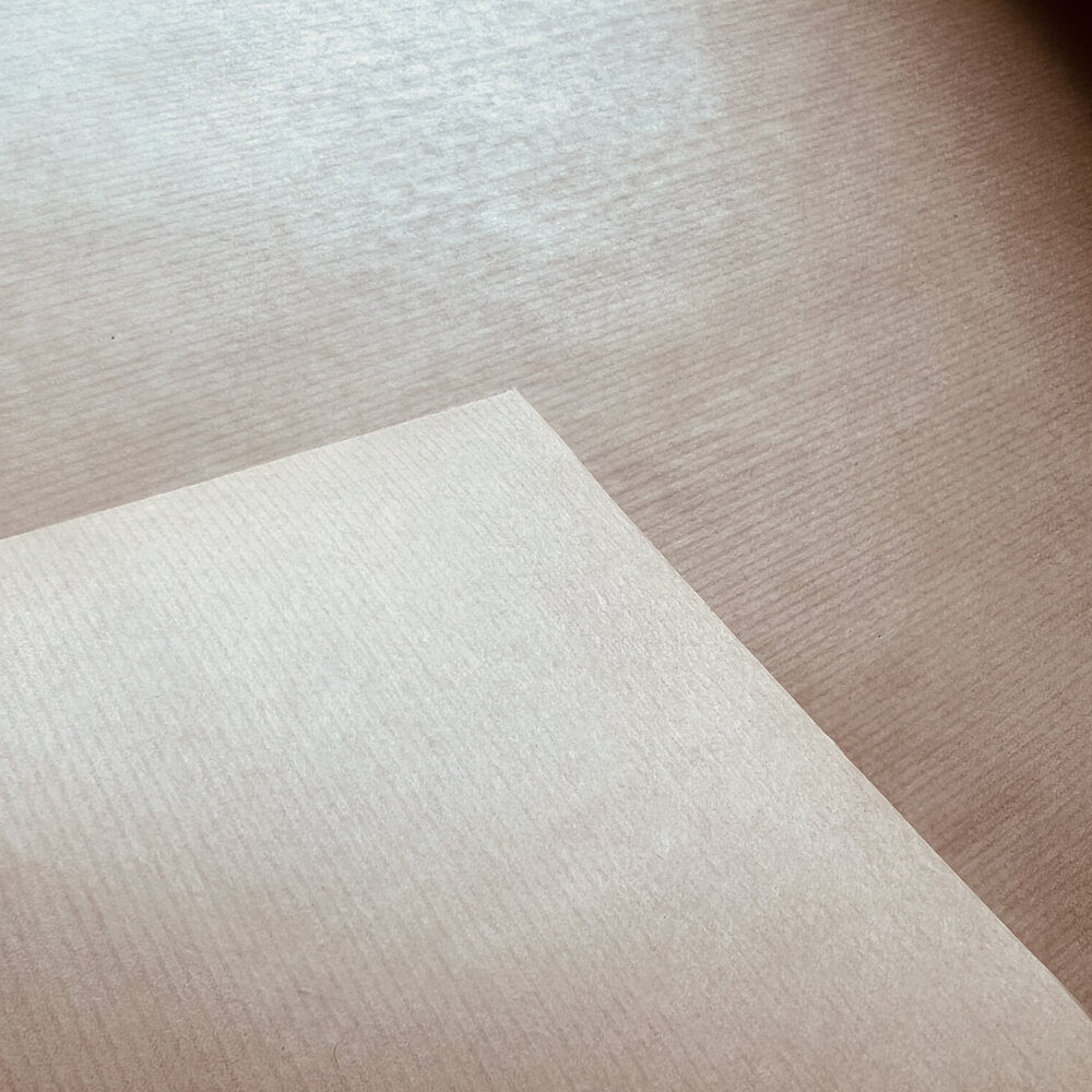 750mm x 200m - 50gsm Pure MG Ribbed Kraft roll